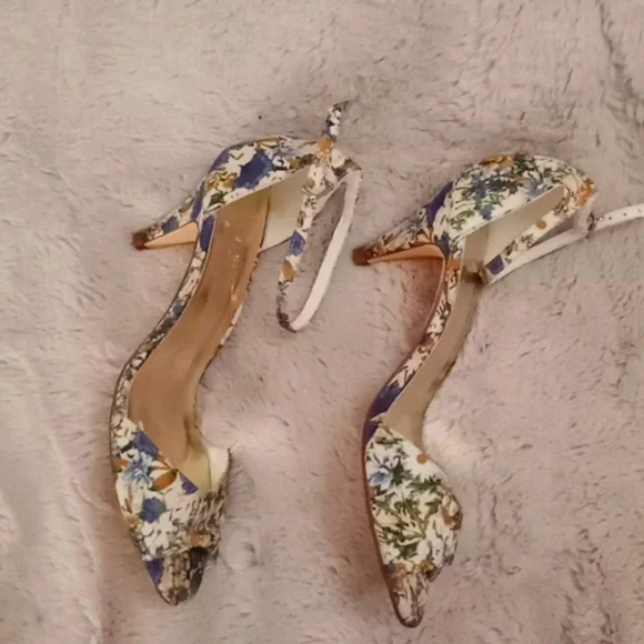 Floral Retro 50s Coquette Girl Feminine Peep Toe Ankle Strap Blue Cream Heel 8 - Picture 1 of 5